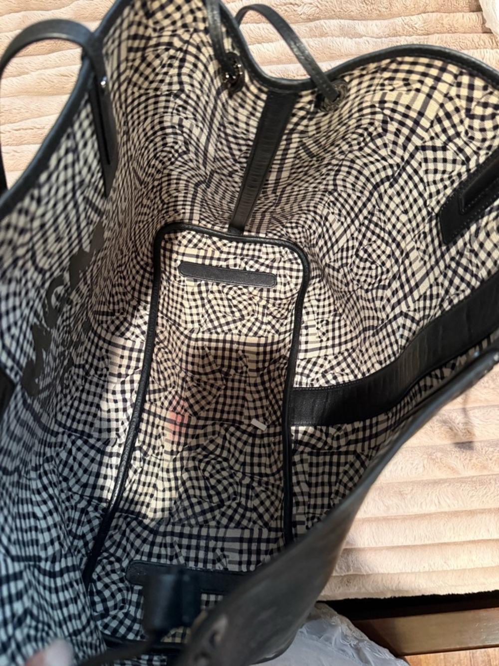 MCM Black Monogram Reversible Leather Tote - Picture 4 of 9